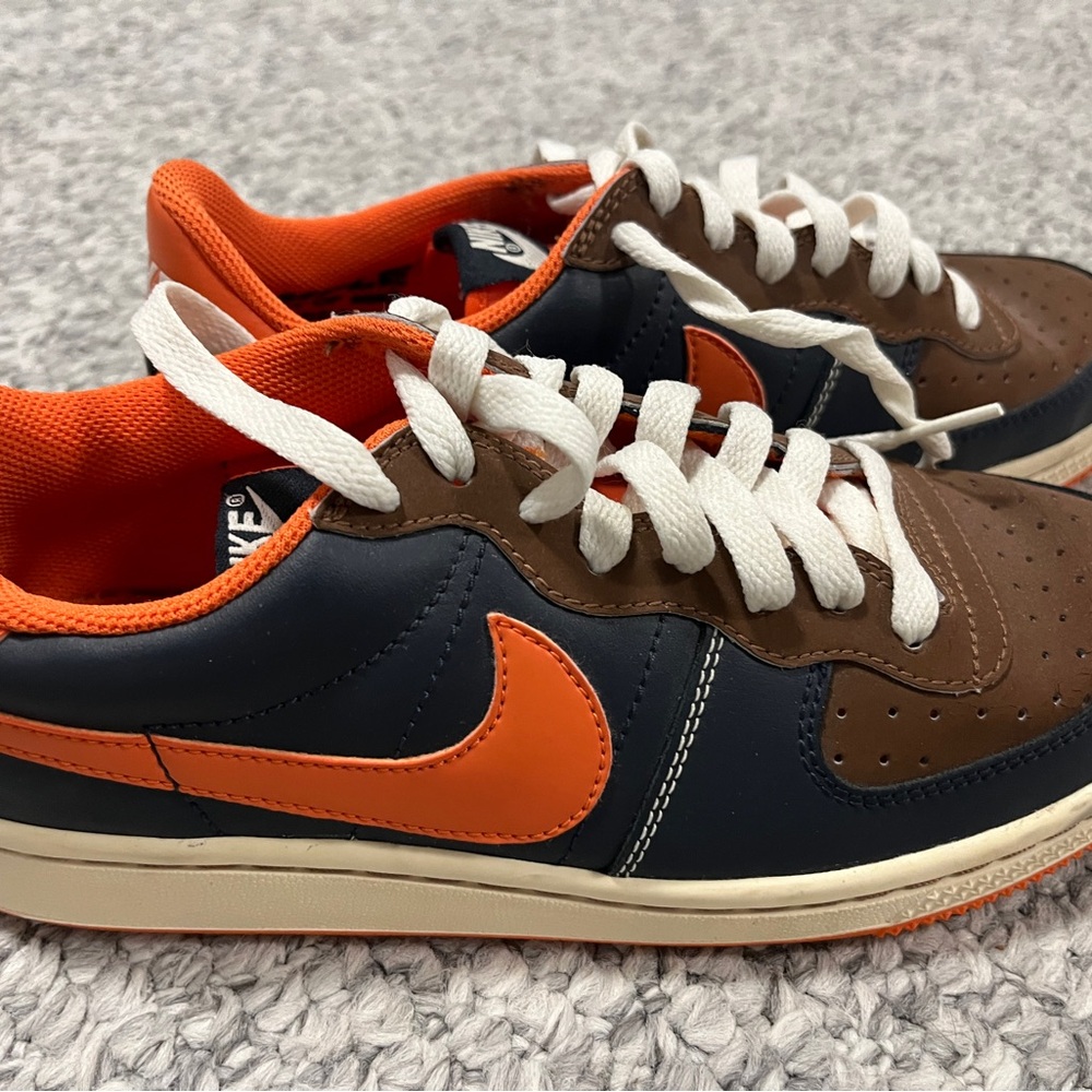 Nike Dunk Low (3.5Y)